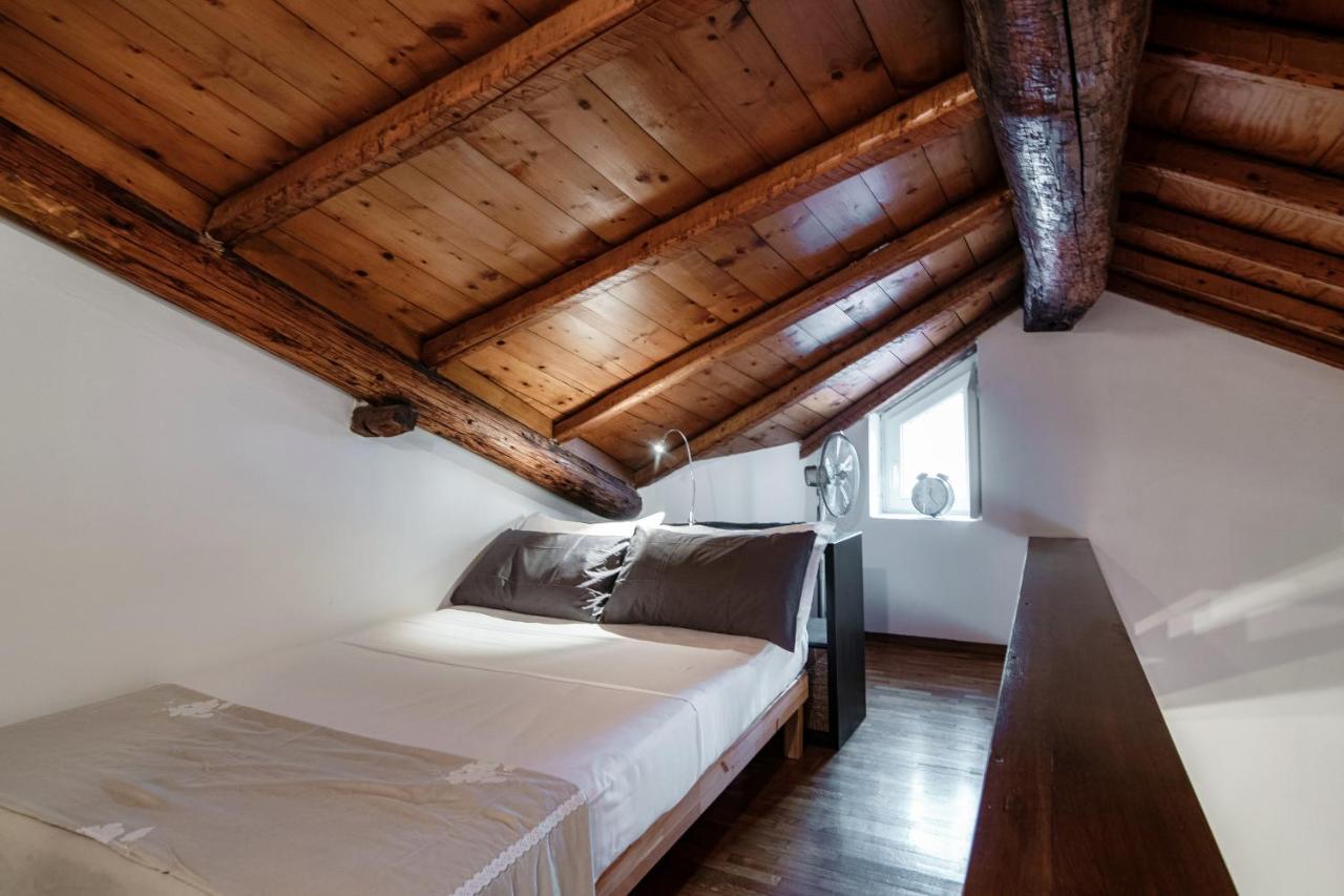 Suite Fontana - By MyhomeinCôme Extérieur photo